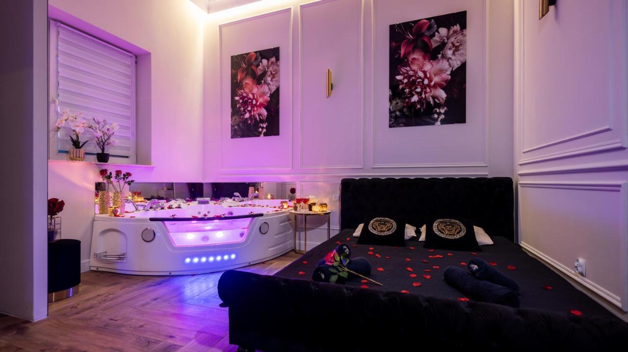 Vistula Boulevards Jacuzzi Apartment Krakow Exterior photo